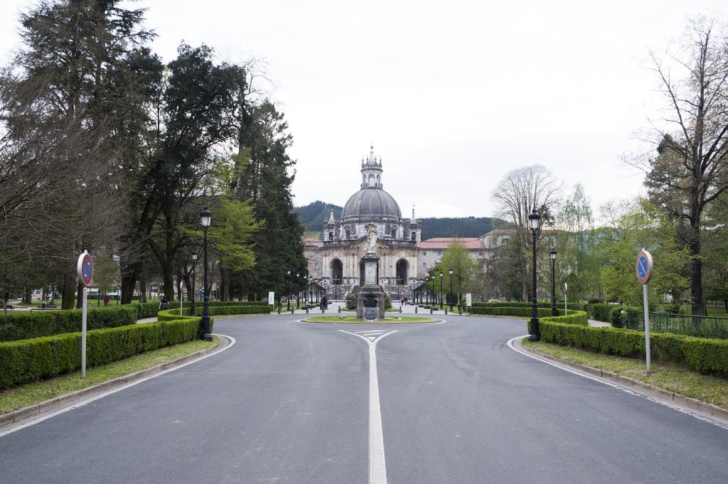 Hotel Arrupe Azpeitia Buitenkant foto